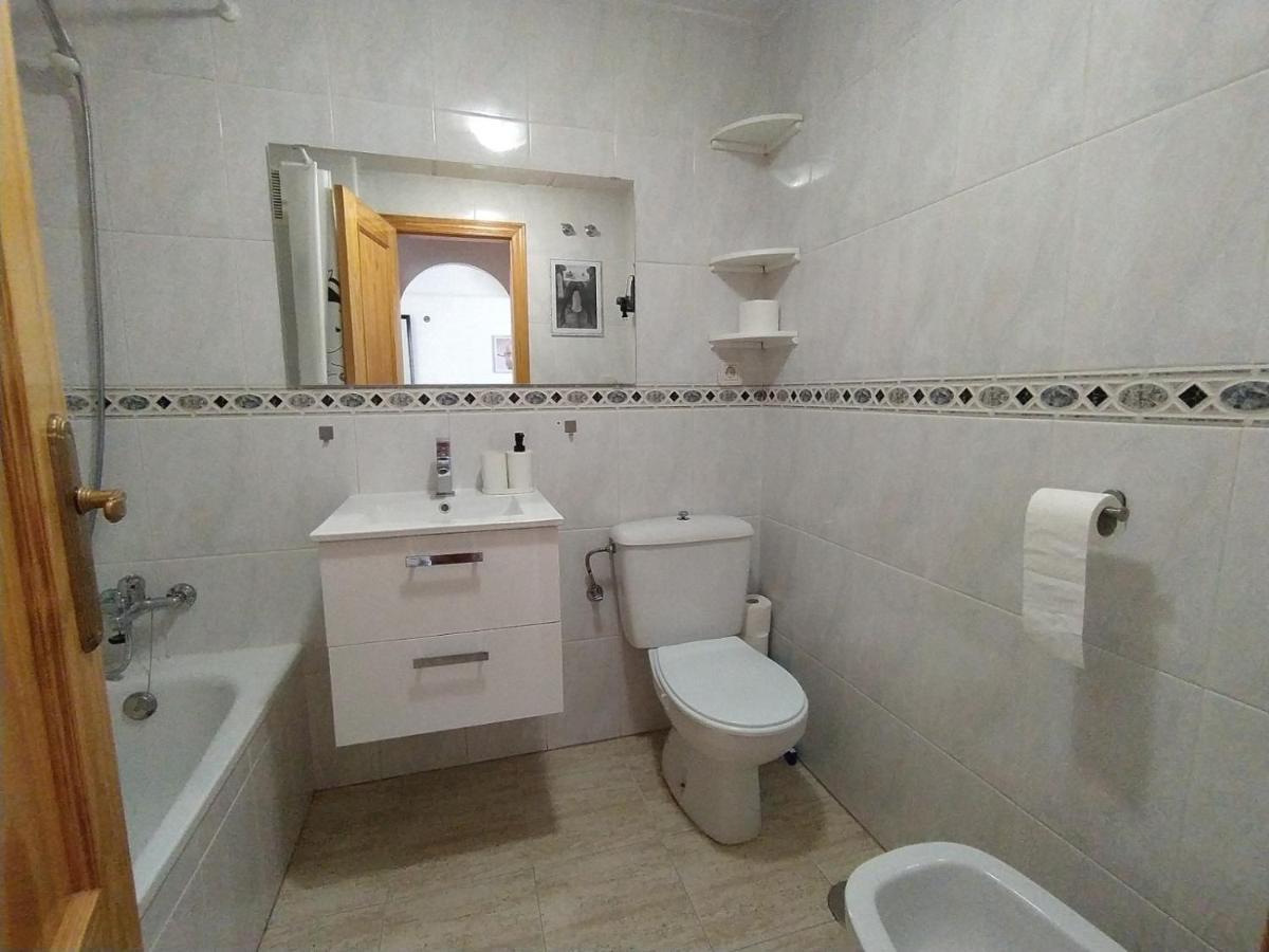 Mila Sloneczny Apartament W Torrevieja Centrum Exterior foto